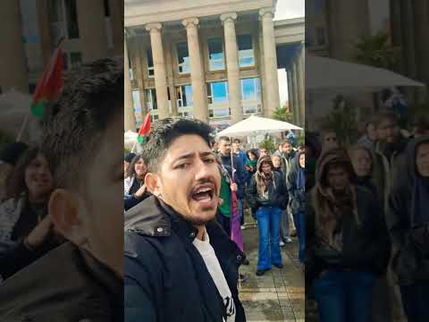 لحظة غضب هاني البردويل يصرخ وسط حشود المتظاهرين اريد الحرية لبلدي الغالية فلسطين Hanialbardawil