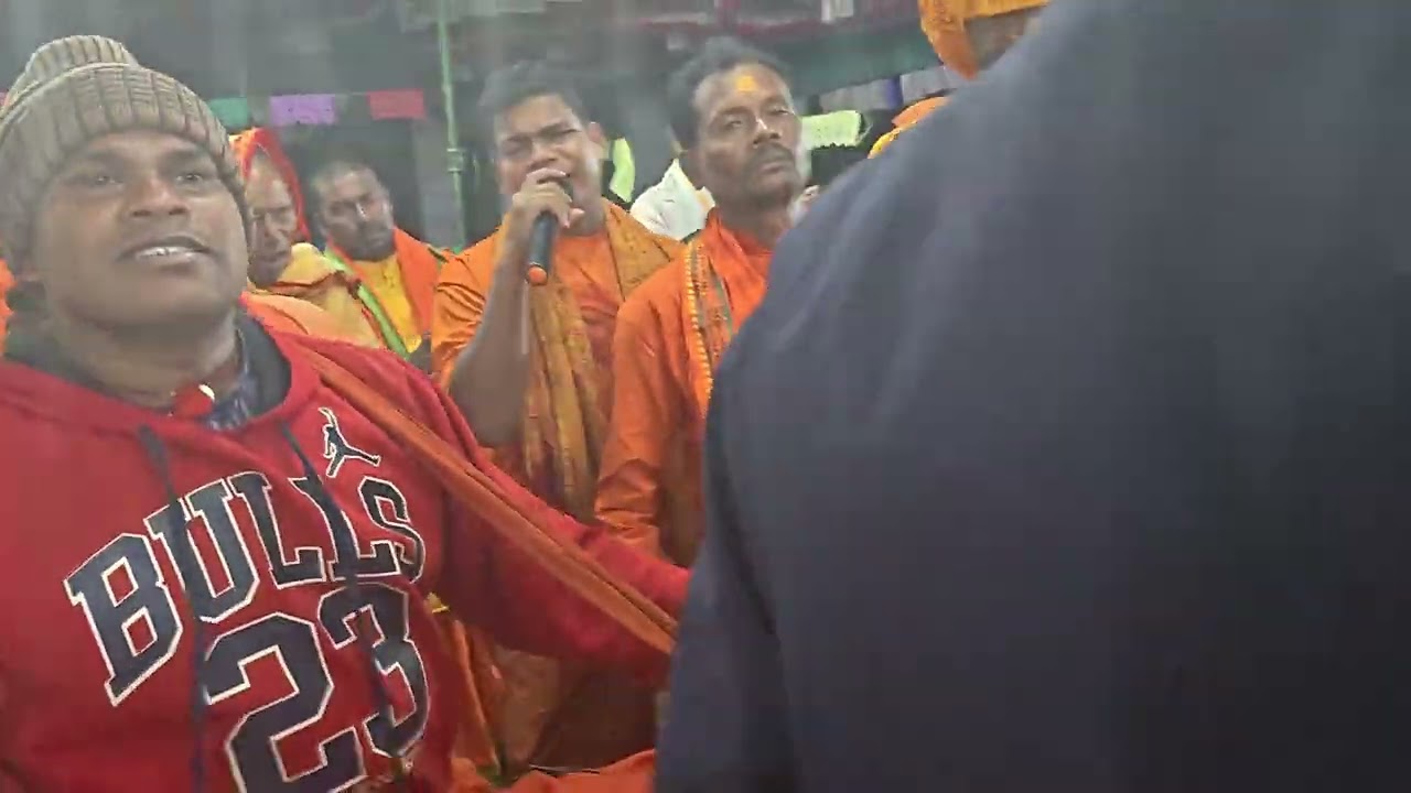 Beautiful#mahamantra#fastviral#astoprahari#famous#mahamntra#dhoone#radhikarani#speedviralvideos.Com