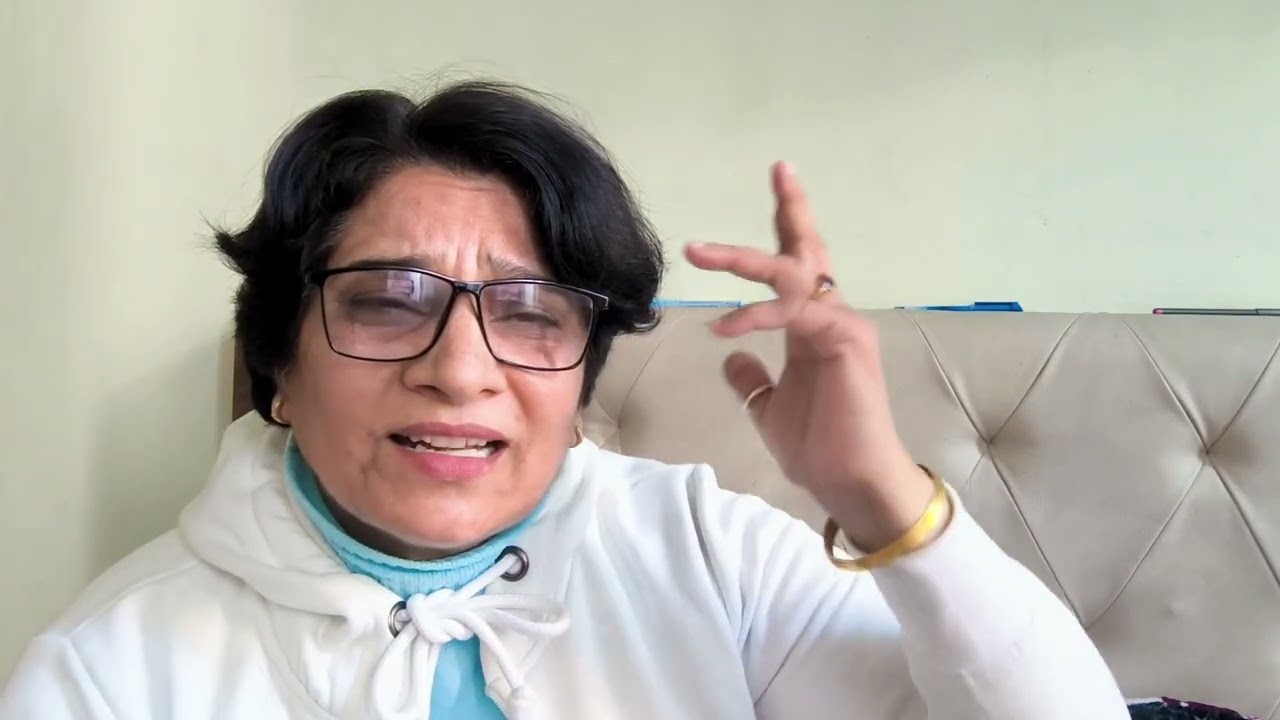 उन्होंने सिर्फ सुना था...उपर वाला देखता... ये नहीं पता था नज़र तुम पर भी है 🙏