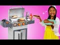 Wendy Juega con Parrilla de Barbacoa para Niños | BBQ Grill Toy