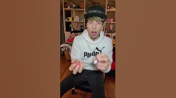 Day 5 Trying to get a Pop It 🐙 from a Vending Machine