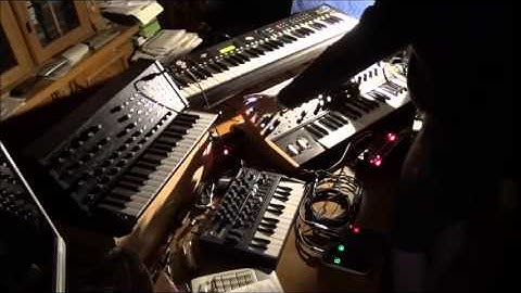 MOOG SUB37 / KORG MS20 mini/X5D/miniKaosspad2/Kaossilator2/SQ 1 / ARTURIA Microbrute - 26 05 2015