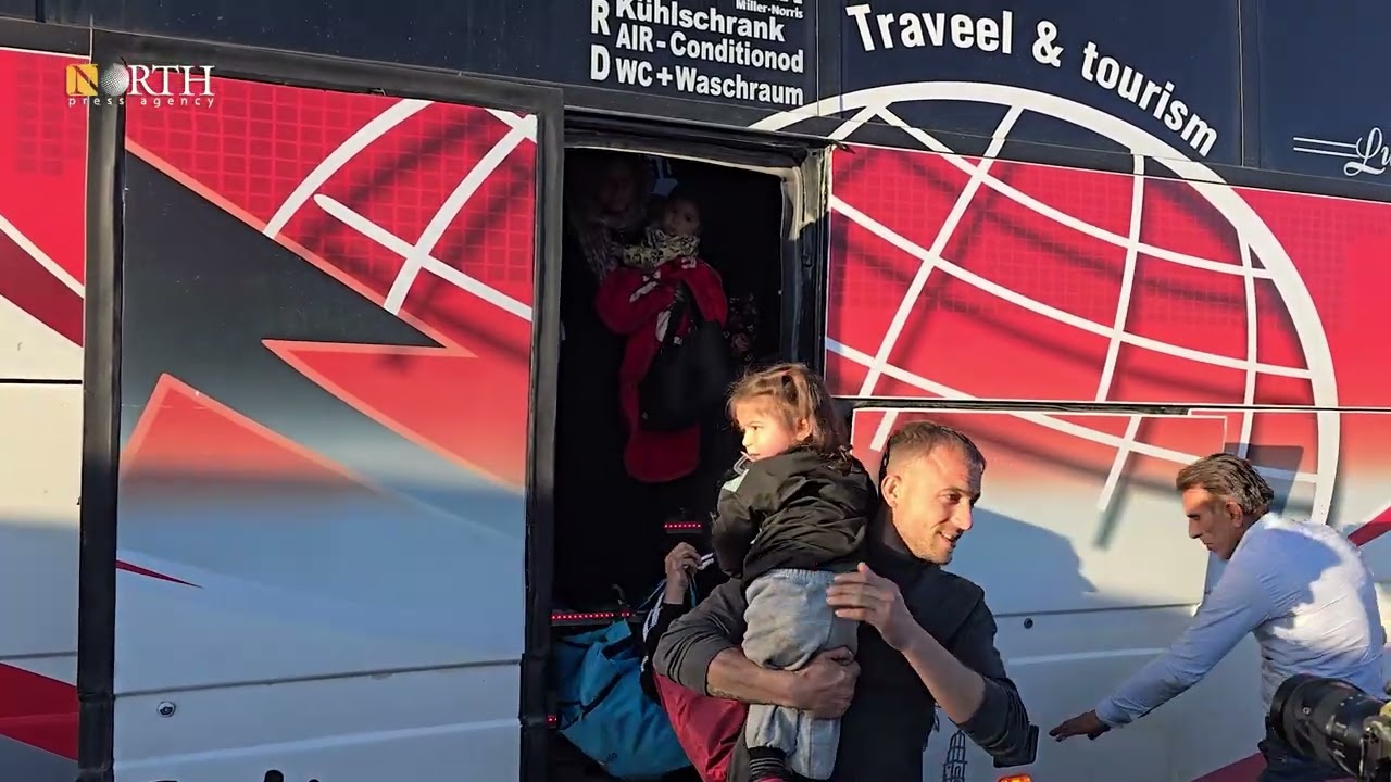 وصول أول قافلة من نازحي عفرين إلى مناطقهم وتضم نحو 400 عائلة