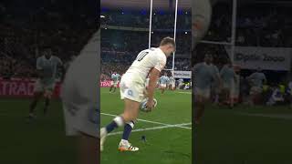 Fin smith cool under pressure
