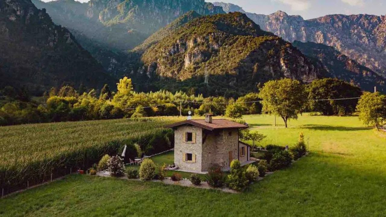 The Prettiest Little Farm House For Rent in Italy YouTube