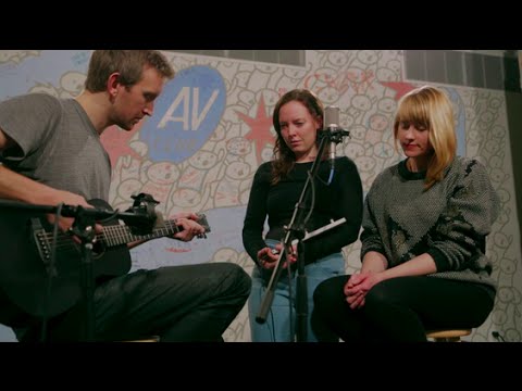 Sylvan Esso covers Gillian Welch's "Everything Is Free"
