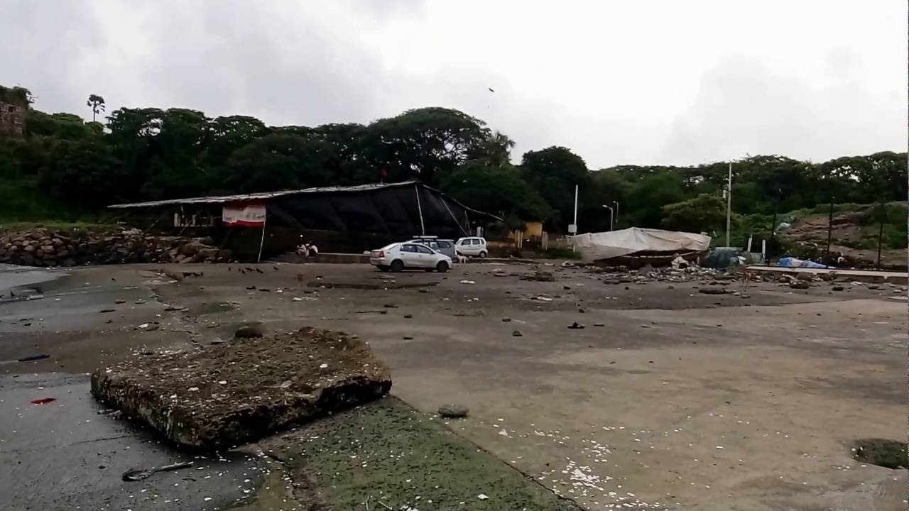 360 degree view Madh Jetty Killeshwar Temple near Arabian sea Madh - Versova beach