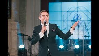 Ведущий на свадьбу Валерий Чигинцев Ведущий на свадьбу Валерий Чигинцев