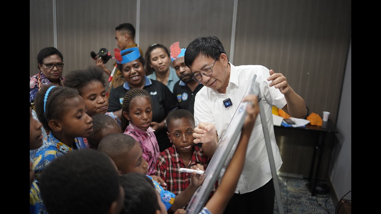 Hari Ke-4 Gasing Maybrat: Kolaborasi Hebat Menuju Pendidikan Papua yang Cerdas dan Menyenangkan