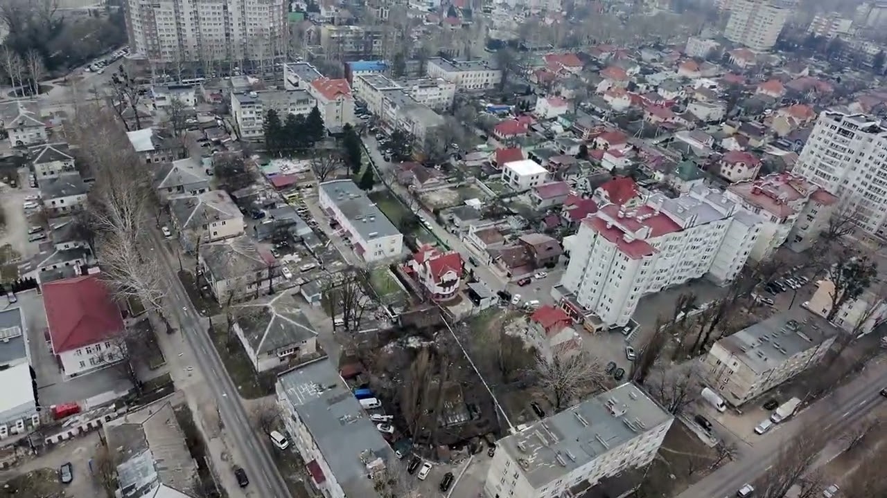 Дендрарий - Топаз - Алунелул, 120м, ~20км/ч, 2 км/8 минут #djineo #dji #drone #chișinău