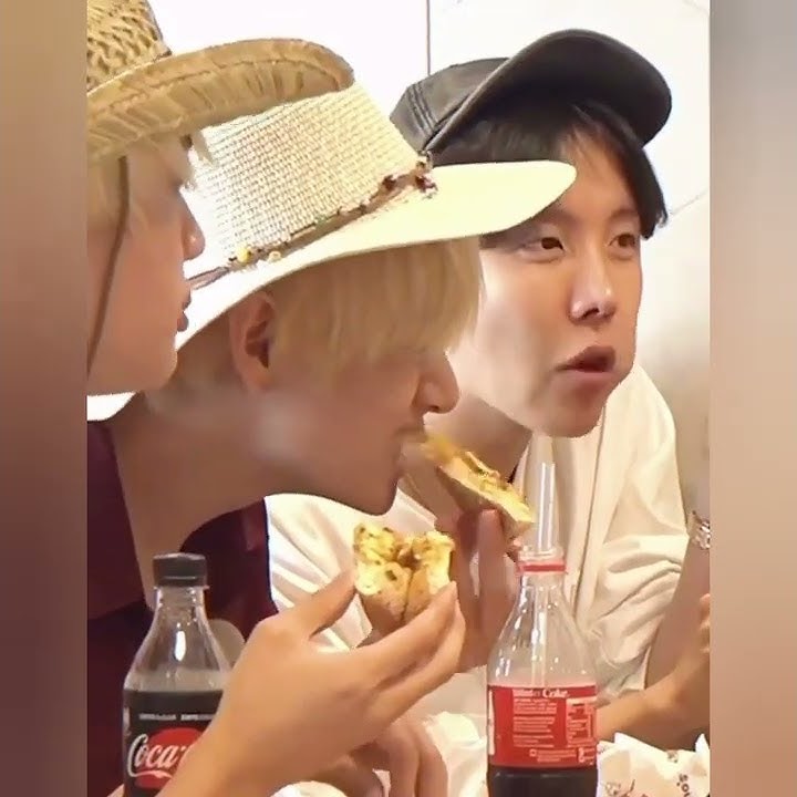 Why Is It Always Tae With Pizzas😂 #shorts #bts #FWShorts #kimtaehyung #v #funny