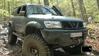 NISSAN PATROL Y61 4X4 Maxxis Trepador 40   off road  Tisovec 2023