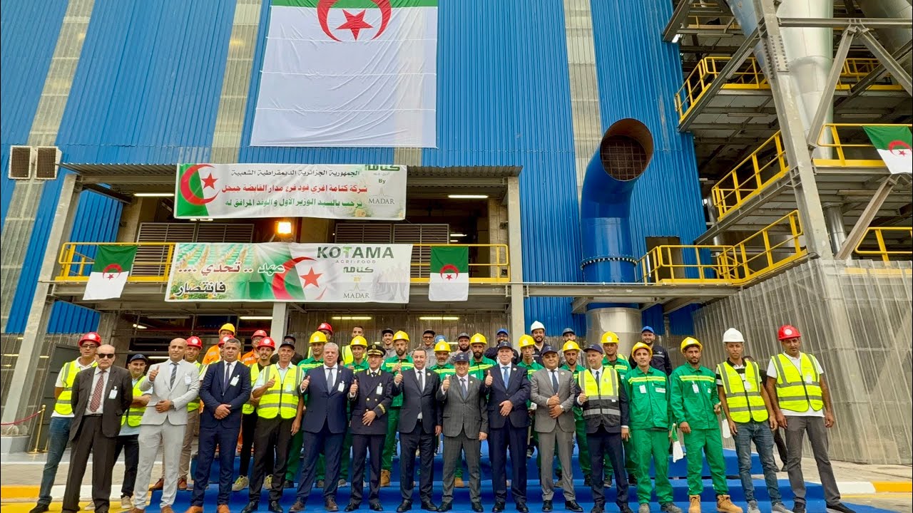 الوزير الأول يشرف على تدشين ووضع حيز الاستغلال لمركب سحق البذور الزيتية وإنتاج الأعلاف بجيجل