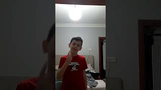 Algida bum bum dün gece osurdum Dedemi Korkuttum Dedem odaya girince altına sıçtım #galatasaray #tv