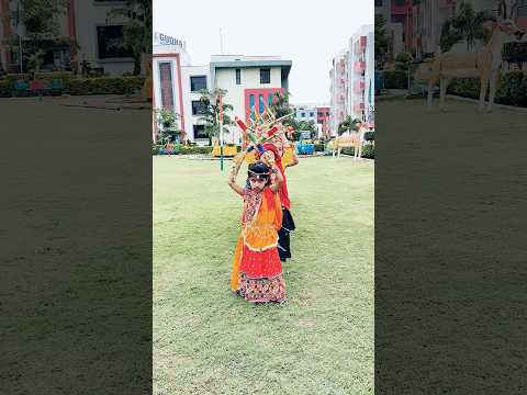 School Me Dandiya Dance