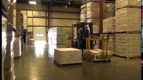 Operación de Montacargas con clamp | Layer Picker  | Forklift Attachments