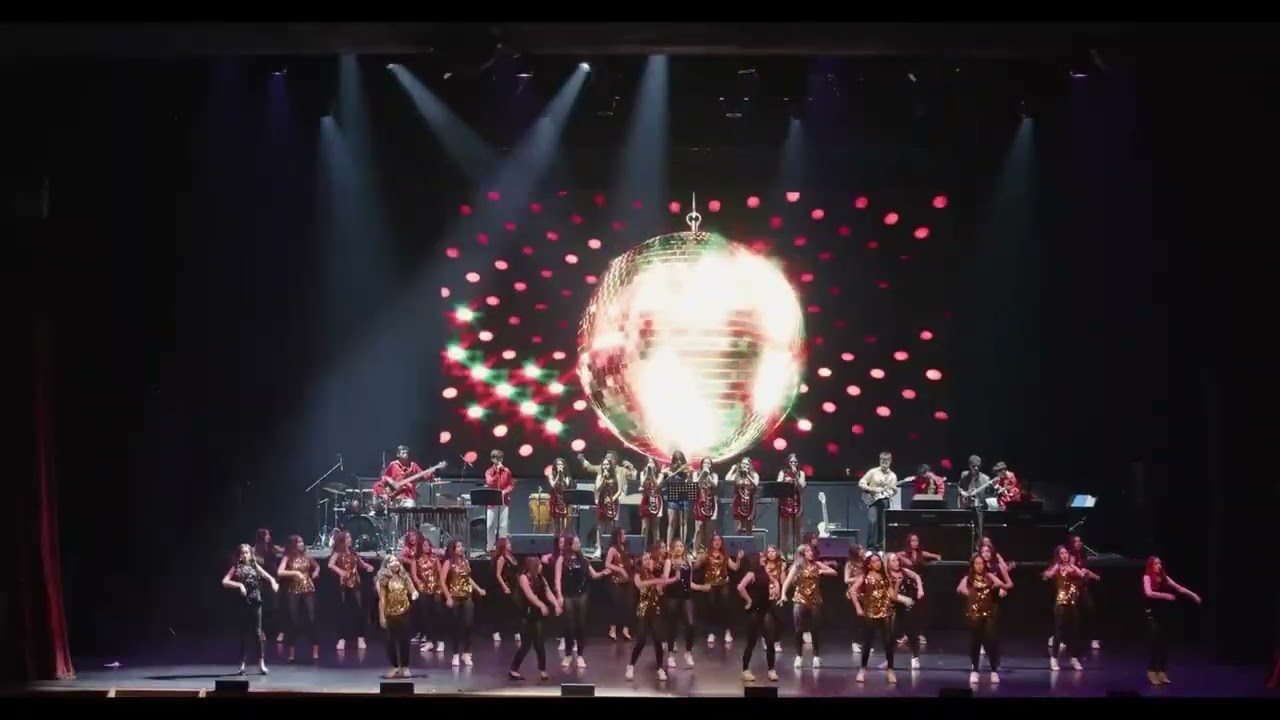 CHRISTMAS SHOW 2025 SETENTA AÑOS EN LA ESCENA ABRAHAM LINCOLN 2025 DISCO PARTE 3