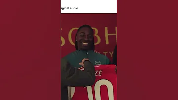 Eberechi Eze S Reaction To Be Given The Number 10 Shirt At Arsenal 