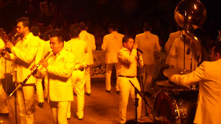 La Arrolladora Banda El Limón - El Tarasco ( En Vivo) Colima 2013