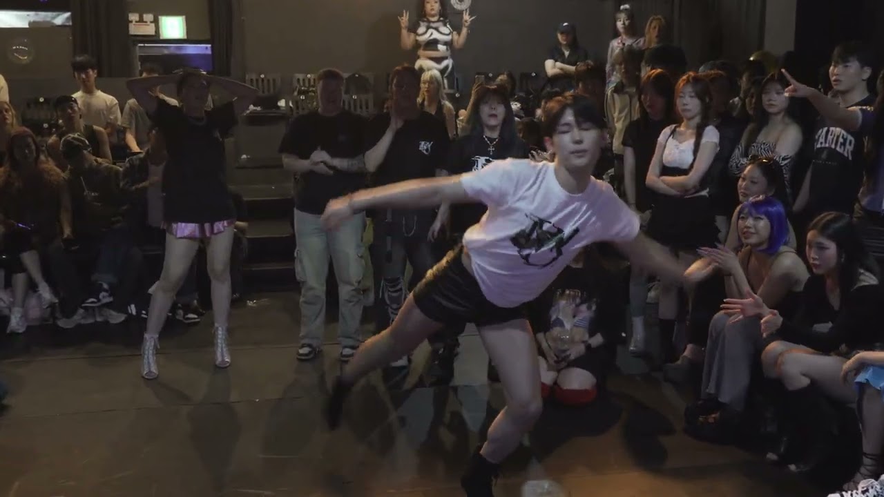 OTA TEENAGER PERFORMANCE  /  SHUT UP KIKI BALL 4
