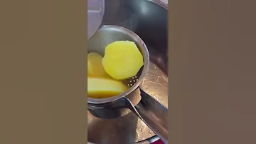 Пресс для пюре. Пресс для картофеля и вареных овощей. Картофелемялка.
