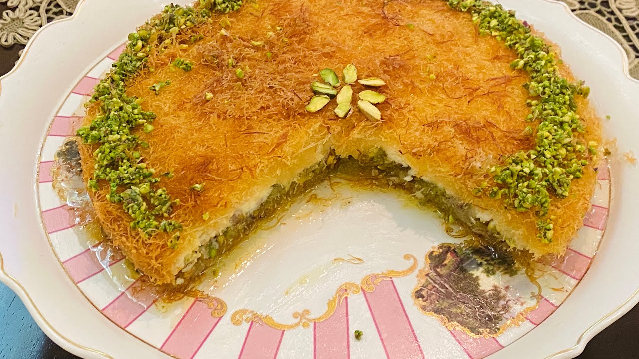 كنافه بقشطه منزليه ولاأطيب وجود بلموجود شكل وطعم وسهوله في التحضير دلال حناوي