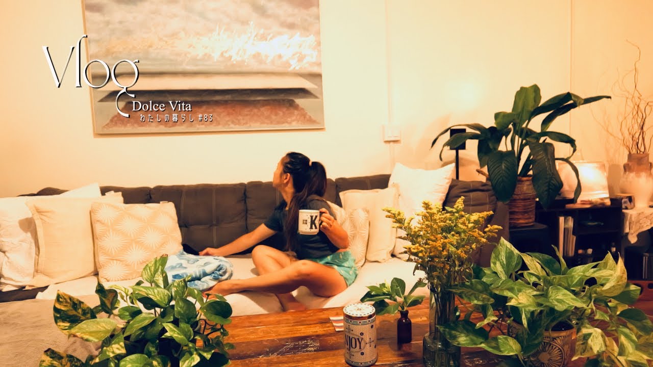 ヒマワリの種とクランベリーを添えたマッサージブロッコリーラーベサラダのレシピ