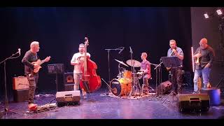 Yesh Li Sicuy By Evyatar Banai - יש לי סיכוי, אביתר בנאי Goren Hall