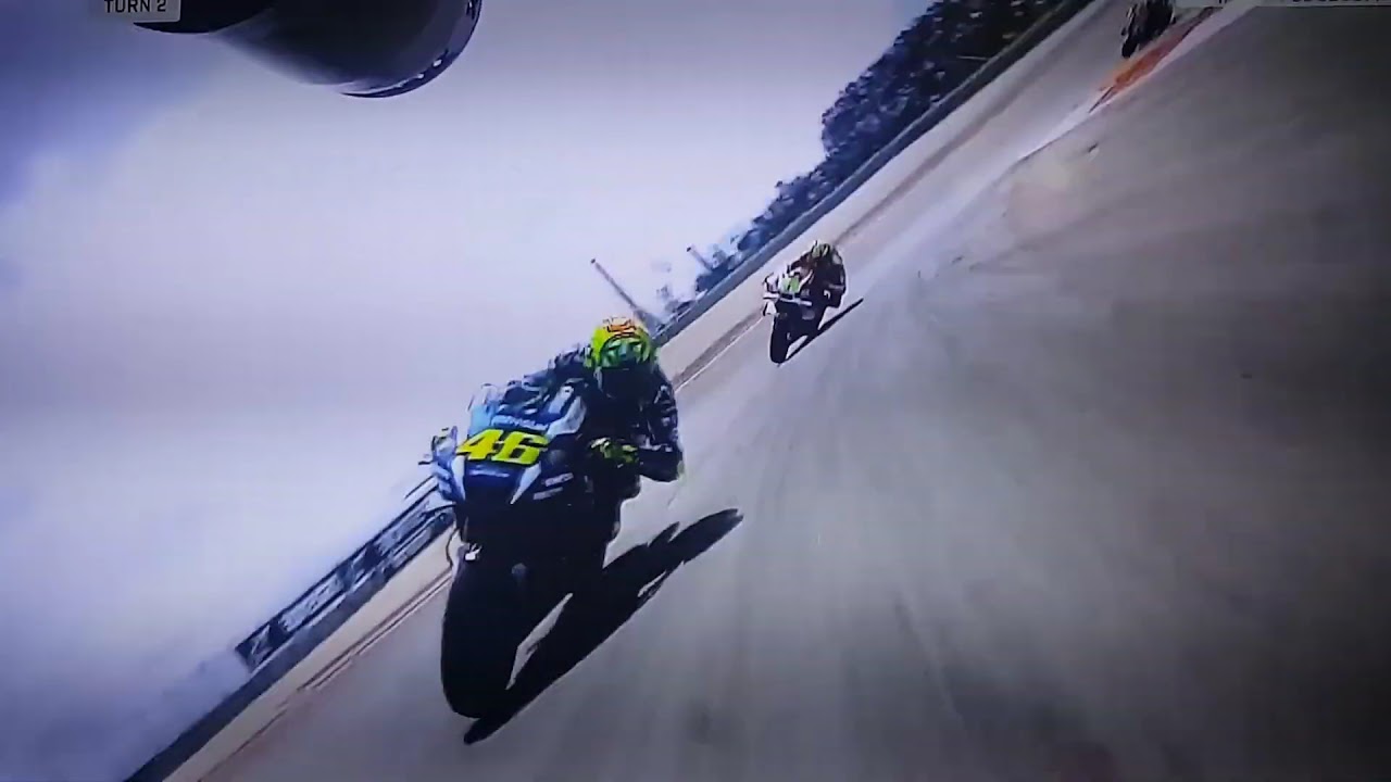 MotoGP Stati Uniti 2016 caduta di Valentino Rossi - YouTube