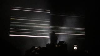 Telefon Tel Aviv - standing at the bottom of the ocean (live 2019)