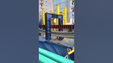 CITEEC, University of La Coruna. Prestressed concrete girder: bond-flexure failure