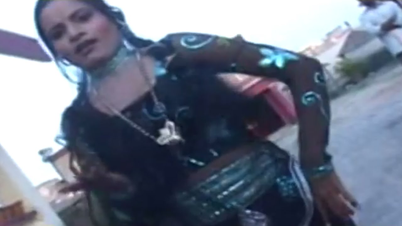 भोजपुरी गाना वीडियो फुल एचडी HD HAMRA LAHENGA में मछर सिग्नेचर करता || Bhojpuri hit songs 2015 new || Ibrahim Ashique