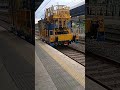 treno a un vagone corto stazione di Pisa centrale