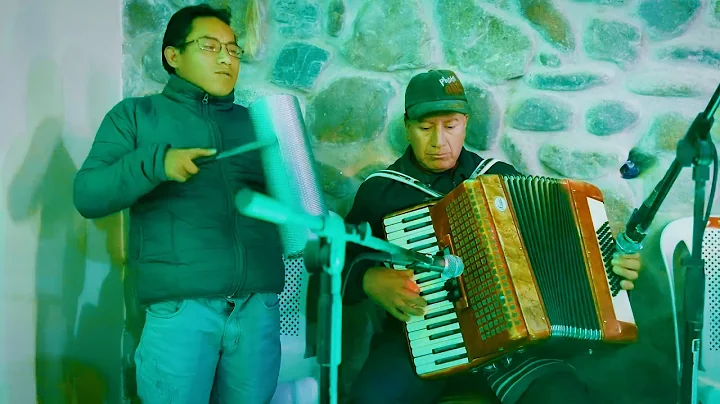 MANUEL MAYANCELA Y SU ACORDEON  Msica Caari En VIVO