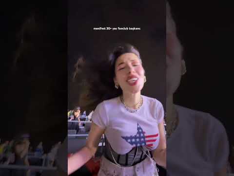 MANIFEST Favori şarkım Hayır Ama Onu Eğlenmekten çekemedim Hehe Manifest Girlgroup Concert