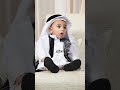 بيقولوا الصبي لامه غالي على قلبه من مكه بتاعه الهم بحضنه بيتخبى بيقولوا الصبي لا امه غالي على قلبي