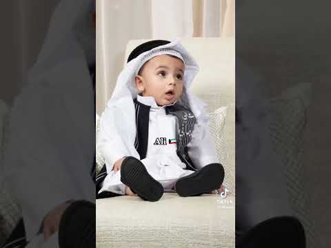 بيقولوا الصبي لامه غالي على قلبه من مكه بتاعه الهم بحضنه بيتخبى بيقولوا الصبي لا امه غالي على قلبي