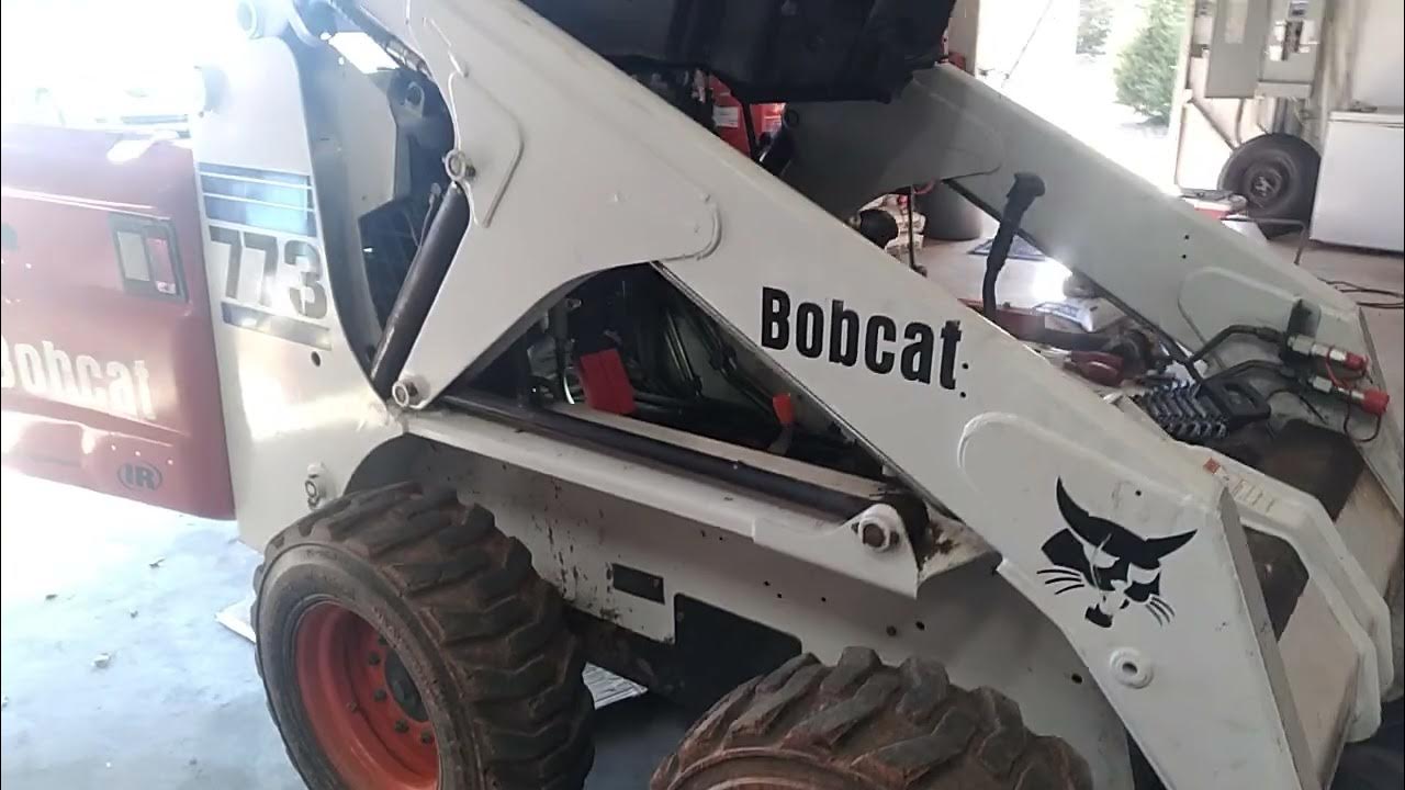 Bobcat 773 fuel issues - YouTube