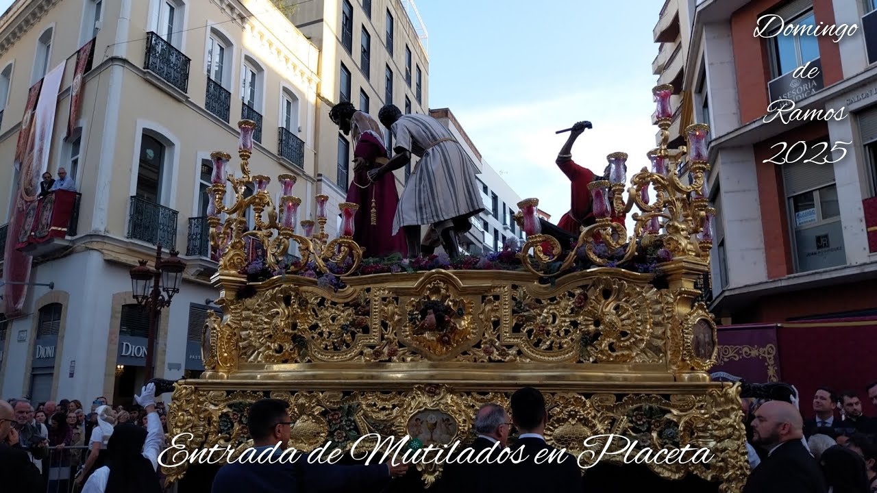 Entrada en Placeta de los Mutilados | Domingo de Ramos Huelva 2025 (HD)
