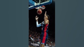 30 secs of Wemby pure basketball talent 🫠