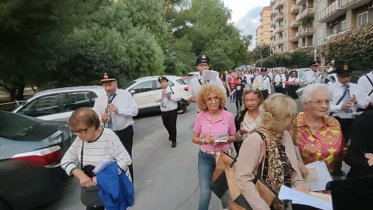 Marcia Carminuccio Banda di Bitonto G Bastiani - Lella 7/10/23 Bari Festa della Mater Ecclesiae