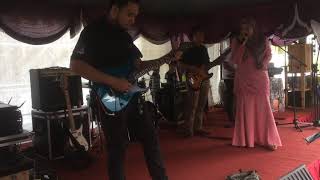 Madah Berhelah - Cover by Leeya feat Keladi Band