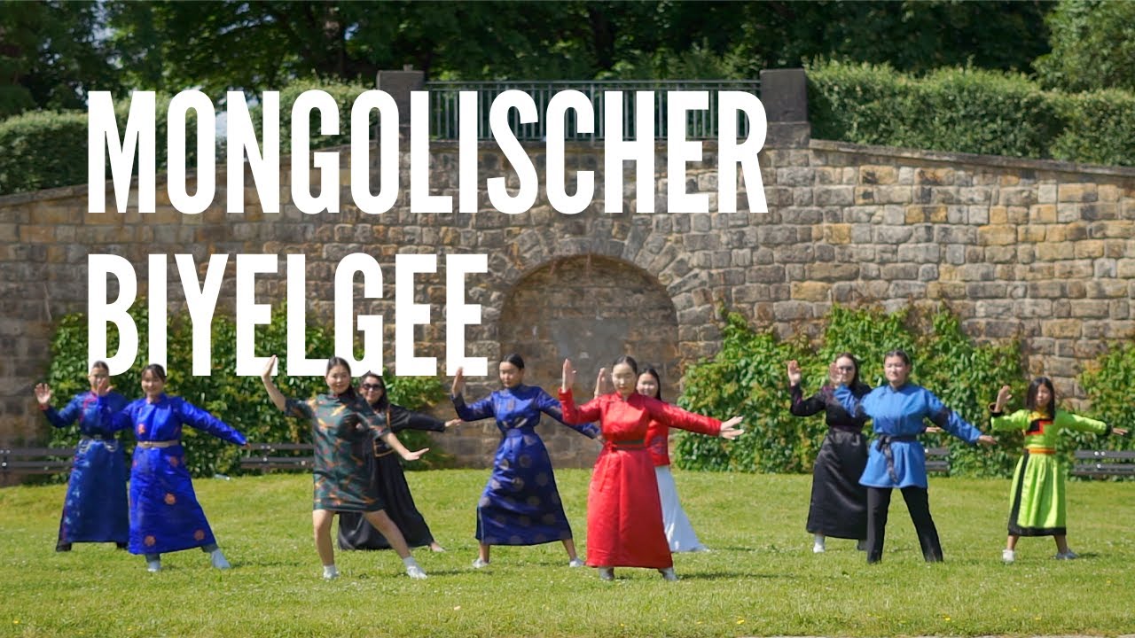 Mongolischer Biyelgee Flashmob 2024 in Dresden