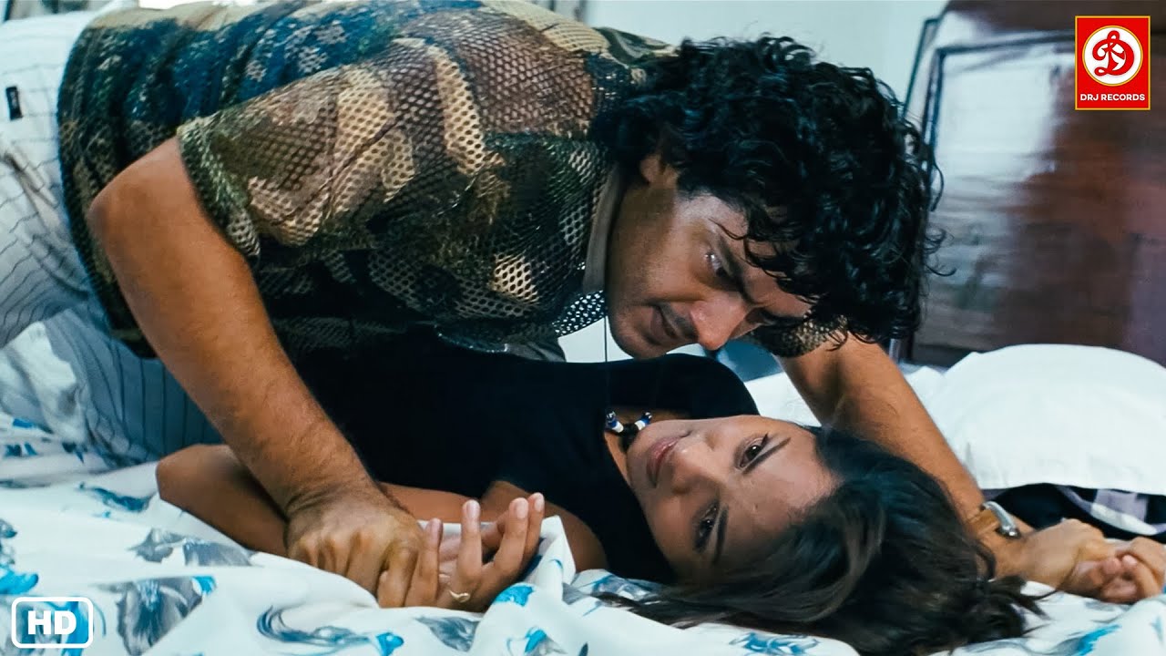 अब तो मैं यहाँ से तुम्हारी खूबसूरती की रस चूसने की बाद ही जाऊँगा | जबरदस्त रोमांटिक फुल एक्शन सीन