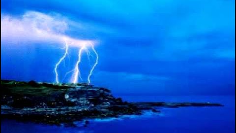 سورة  القلم  بصوت نعمة الحسان