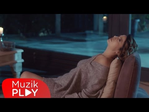 Devrim Erden - Sevemiyorum (Official Video)