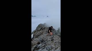 Mount McGuire 2,008 m (6,588 ft) Above the Clouds by Gary Robbins 825 views 3 months ago 1 minute
