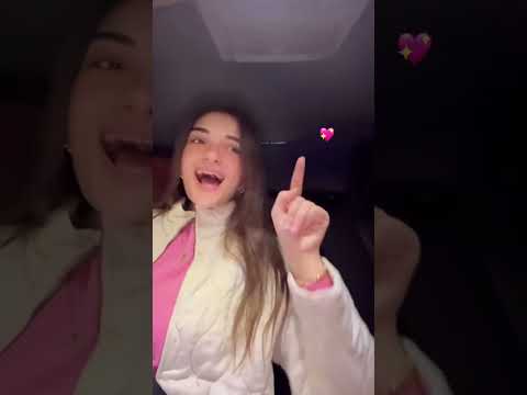 ملك زاهر تغني الفرق كبير