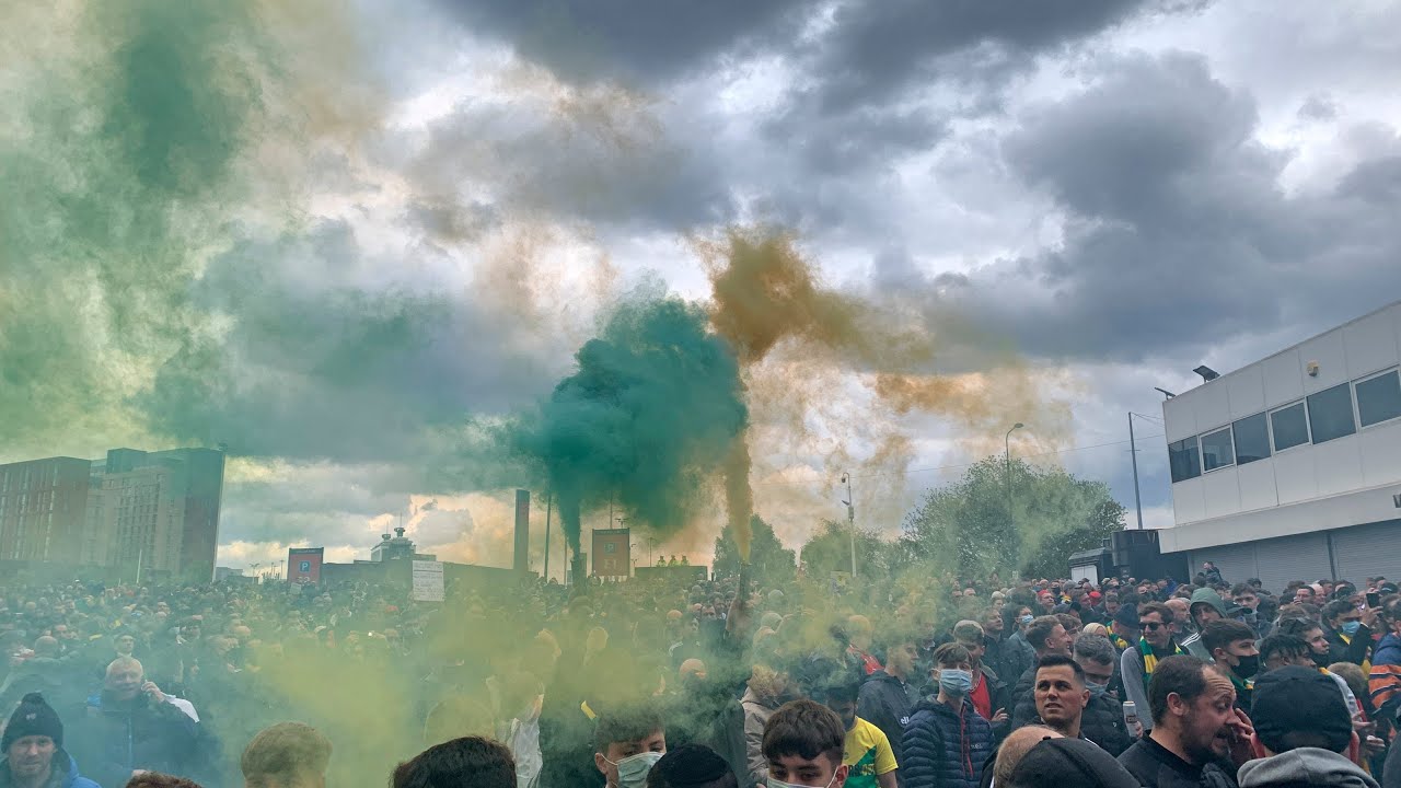 Manchester United match postponed after angry fans storm stadium ...