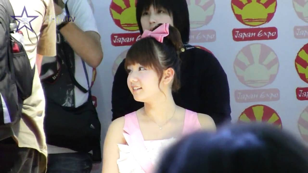 Morning Musume in Paris "2nd Signing Session" ~Part One~